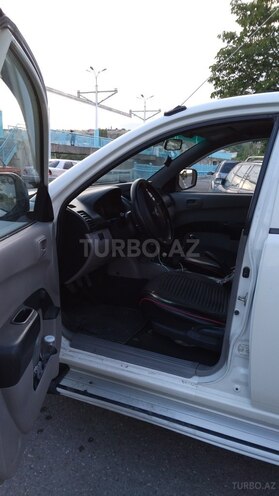 Mitsubishi L200 2013, 292,800 km - 2.5 л - Quba