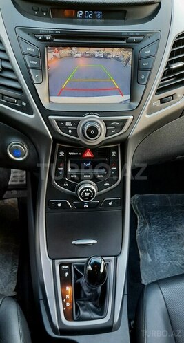 Hyundai Elantra 2015, 140,000 km - 1.8 л - Bakı