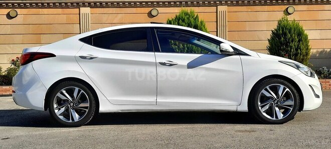 Hyundai Elantra 2015, 140,000 km - 1.8 л - Bakı