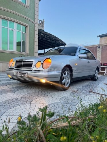 Mercedes E 230 1996, 803,000 km - 2.3 l - Bakı
