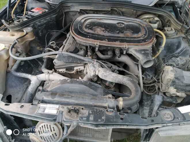 Mercedes 190 1990, 450,000 km - 1.8 l - Qəbələ
