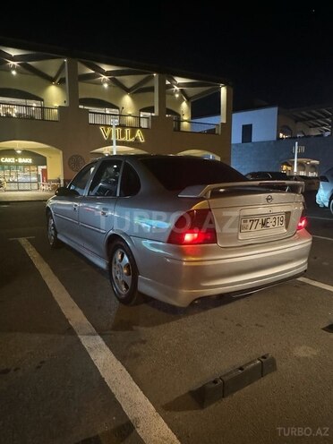 Opel Vectra 2000, 180,000 km - 1.8 л - Bakı