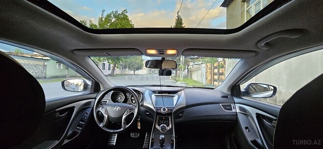 Hyundai Elantra 2013, 162,000 km - 1.6 л - Zaqatala