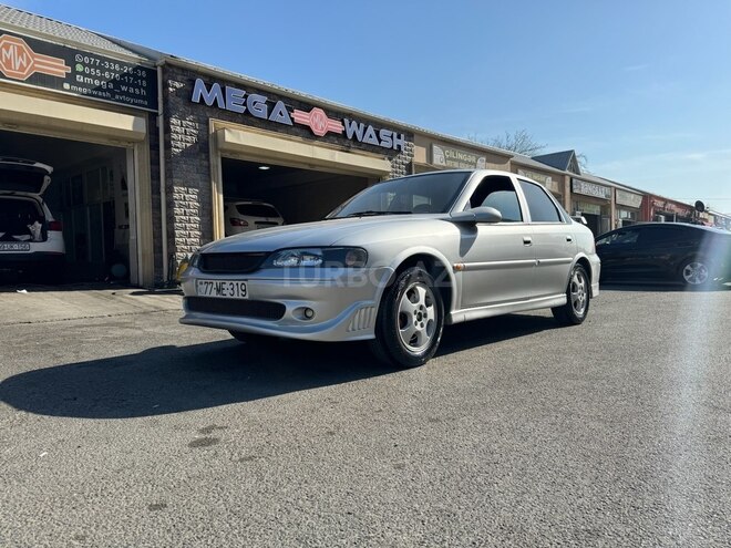 Opel Vectra 2000, 180,000 km - 1.8 л - Bakı