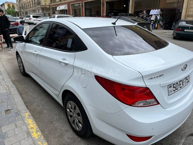Hyundai Accent 2016, 107,000 km - 1.6 l - Sumqayıt