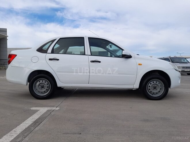 LADA (VAZ) Granta 2013, 290,000 km - 1.6 л - Şirvan