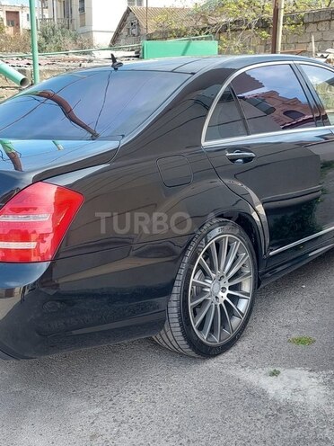 Mercedes S 500