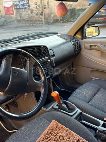 Volkswagen Passat 1996, 294,000 km - 2.0 l - Bakı