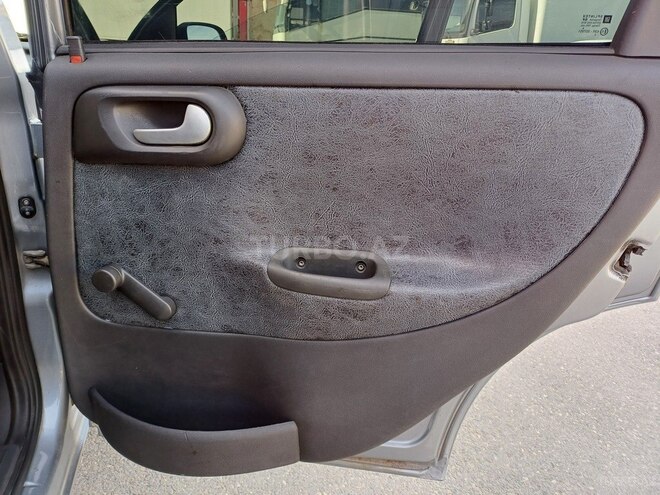 Opel Corsa 2005, 219,000 km - 1.2 л - Bakı