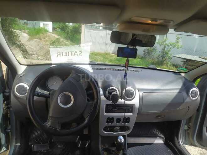 Dacia Logan 2010, 237,650 km - 1.5 l - Quba
