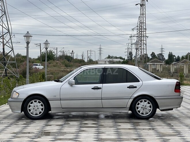Mercedes C 200 1999, 260,777 km - 2.0 l - Saatlı