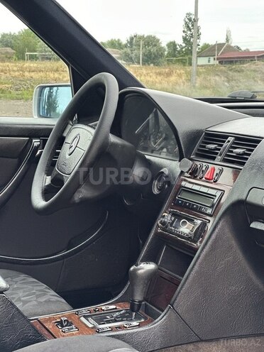 Mercedes C 200 1999, 260,777 km - 2.0 l - Saatlı