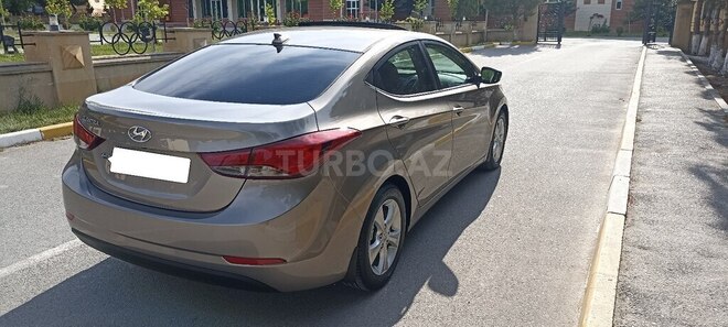 Hyundai Elantra 2015, 100,000 km - 1.8 l - Sumqayıt