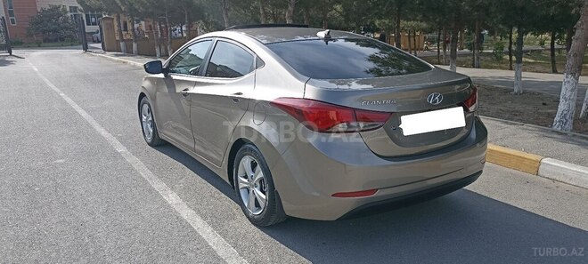 Hyundai Elantra 2015, 100,000 km - 1.8 l - Sumqayıt