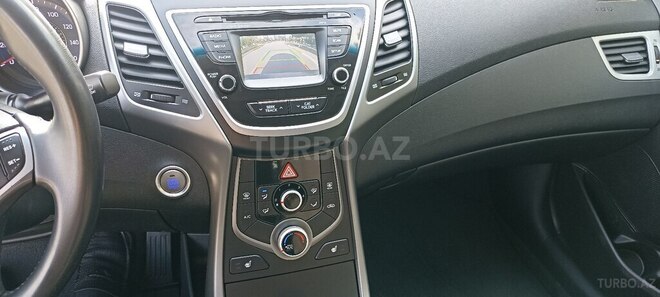 Hyundai Elantra 2015, 100,000 km - 1.8 l - Sumqayıt
