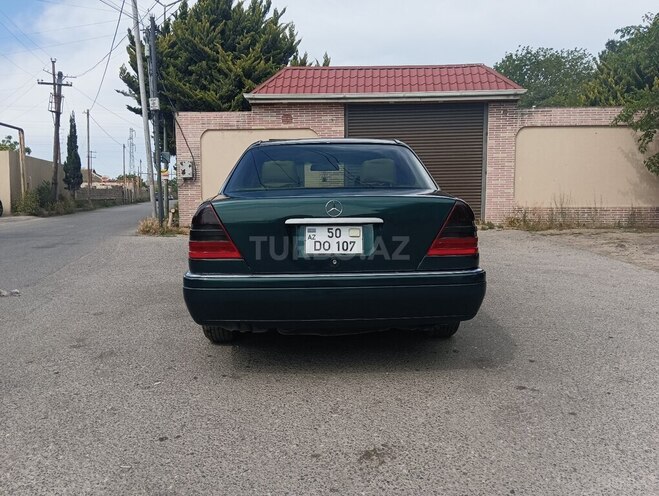 Mercedes C 220 1995, 282,000 km - 2.2 l - Bakı