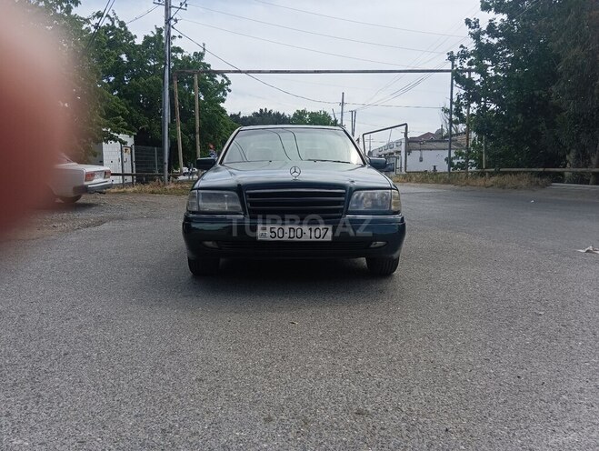 Mercedes C 220 1995, 282,000 km - 2.2 l - Bakı