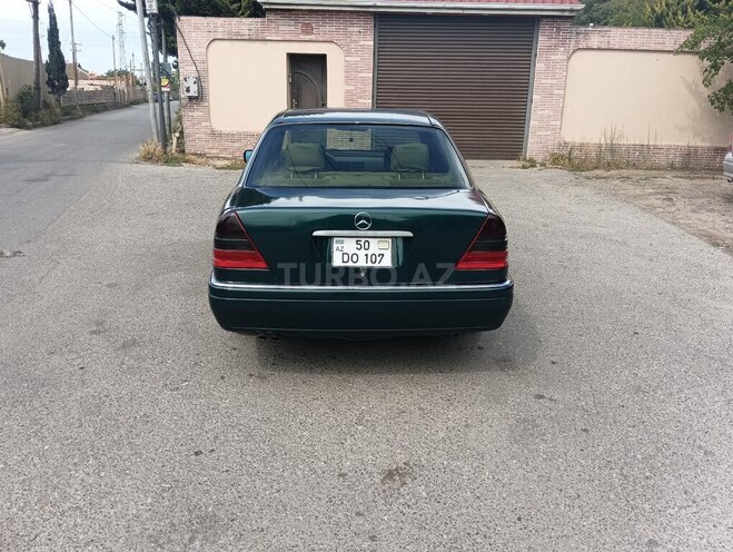 Mercedes C 220 1995, 282,000 km - 2.2 l - Bakı