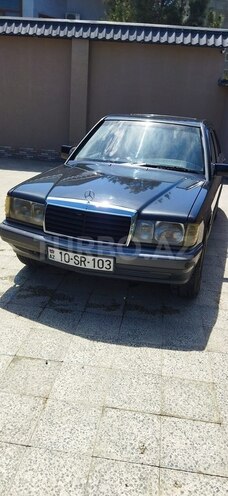 Mercedes 190