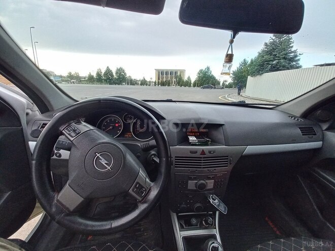 Opel Astra 2006, 245,000 km - 1.4 l - Gəncə