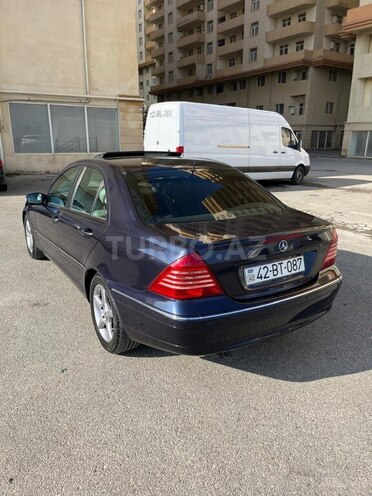 Mercedes C 200