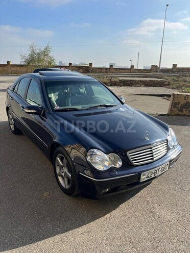 Mercedes C 200