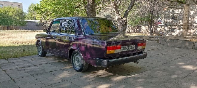 LADA (VAZ) 2107