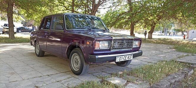 LADA (VAZ) 2107