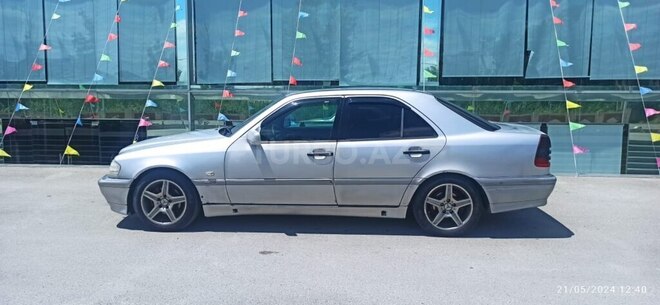 Mercedes C 220 d 1999, 378,000 km - 2.2 л - Kürdəmir