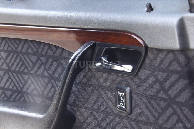 Mercedes C 200 1995, 456,000 km - 2.0 l - Gəncə