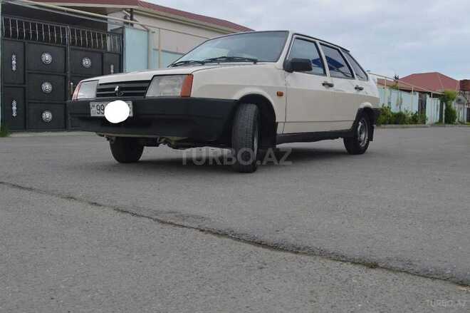 LADA (VAZ) 2109