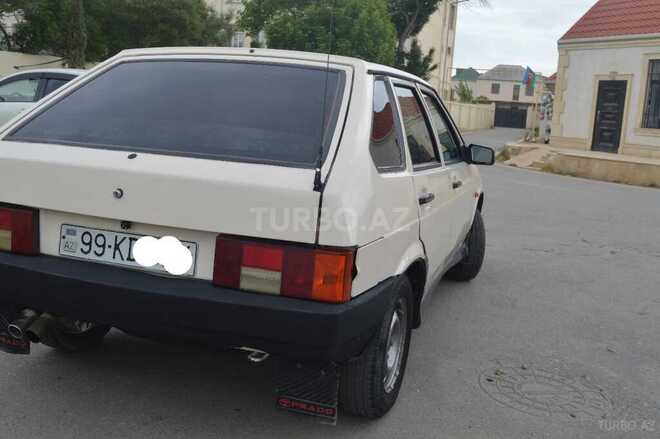 LADA (VAZ) 2109