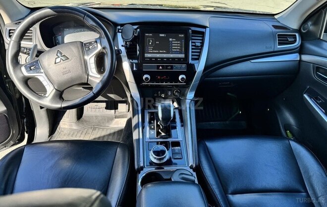 Mitsubishi Pajero Sport 2021, 118,000 km - 2.4 л - Bakı