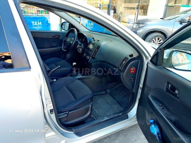 Hyundai i30 2008, 385,000 km - 1.6 l - Bakı