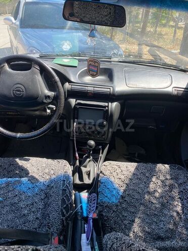 Opel Astra 1995, 333,000 km - 1.6 л - Bakı