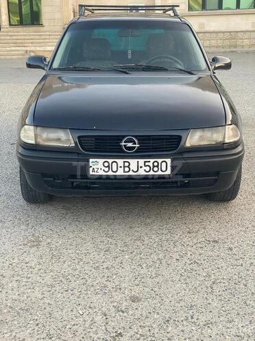 Opel Astra 1995, 333,000 km - 1.6 л - Bakı