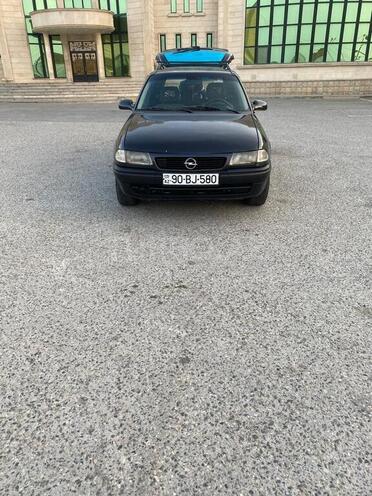 Opel Astra 1995, 333,000 km - 1.6 л - Bakı