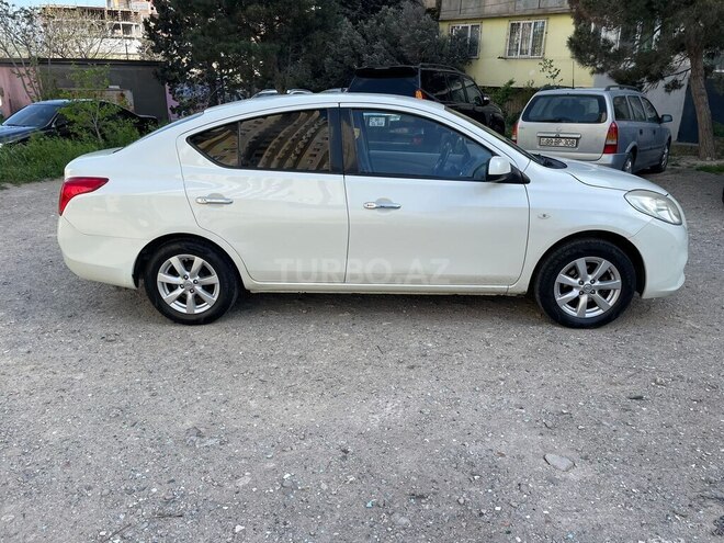 Nissan Sunny 2013, 205,056 km - 1.5 l - Bakı