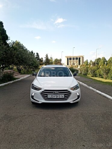 Hyundai Avante 2016, 157,500 km - 1.6 л - Gəncə