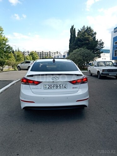 Hyundai Avante 2016, 157,500 km - 1.6 л - Gəncə