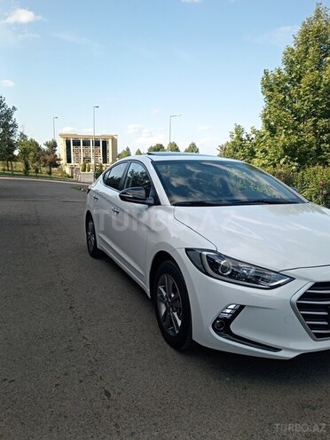 Hyundai Avante 2016, 157,500 km - 1.6 л - Gəncə