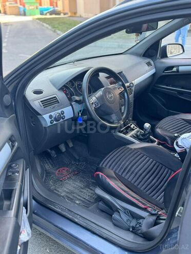 Opel Astra 2006, 180,000 km - 1.3 l - Bakı