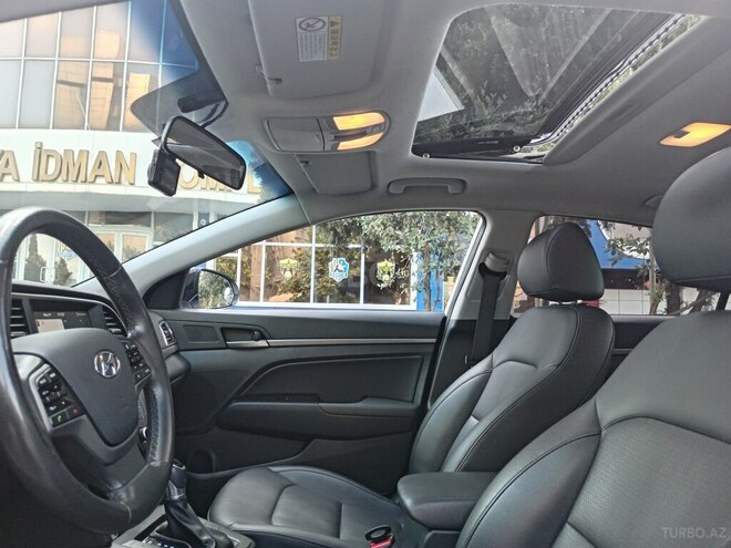 Hyundai Avante 2016, 157,500 km - 1.6 л - Gəncə