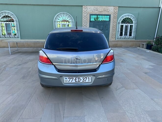 Opel Astra 2005, 182,000 km - 1.4 l - Bakı