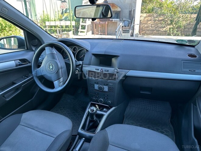 Opel Astra 2005, 182,000 km - 1.4 l - Bakı