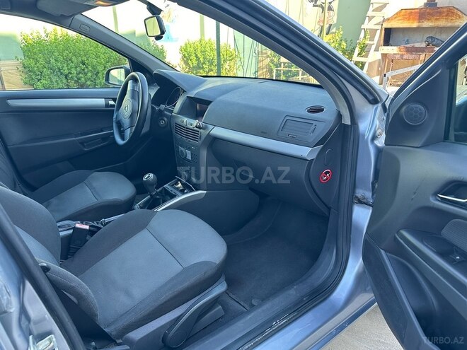Opel Astra 2005, 182,000 km - 1.4 l - Bakı