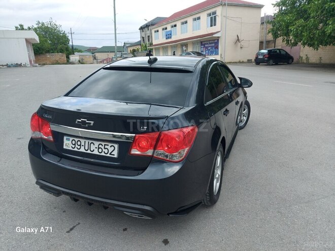 Chevrolet Cruze 2015, 211,000 km - 1.4 l - Şamaxı