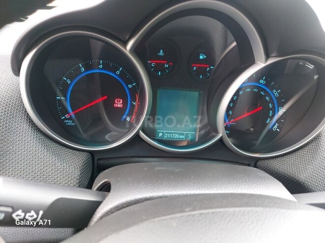 Chevrolet Cruze 2015, 211,000 km - 1.4 l - Şamaxı