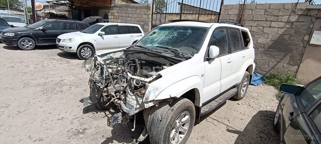 Toyota Land Cruiser Prado 2008, 250,000 km - 2.7 l - Quba