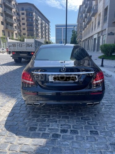 Mercedes E 300